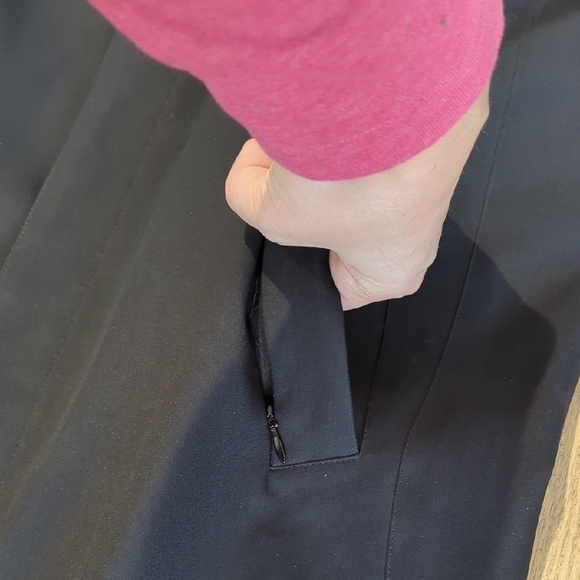 Jones New York Black Trench Coat with Long Sleeves and Relaxed Fit - Picture 7 of 16